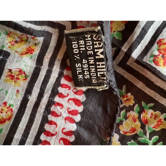 Sam Hill Vintage 100% Silk Scarf Floral Stripe Made in India RN 49145 - Picture 2 of 2